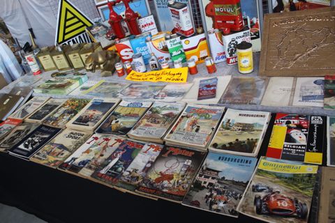 120324_Retro_Automobilia